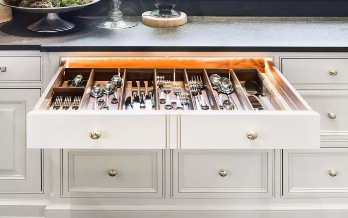 Cutlery drawer