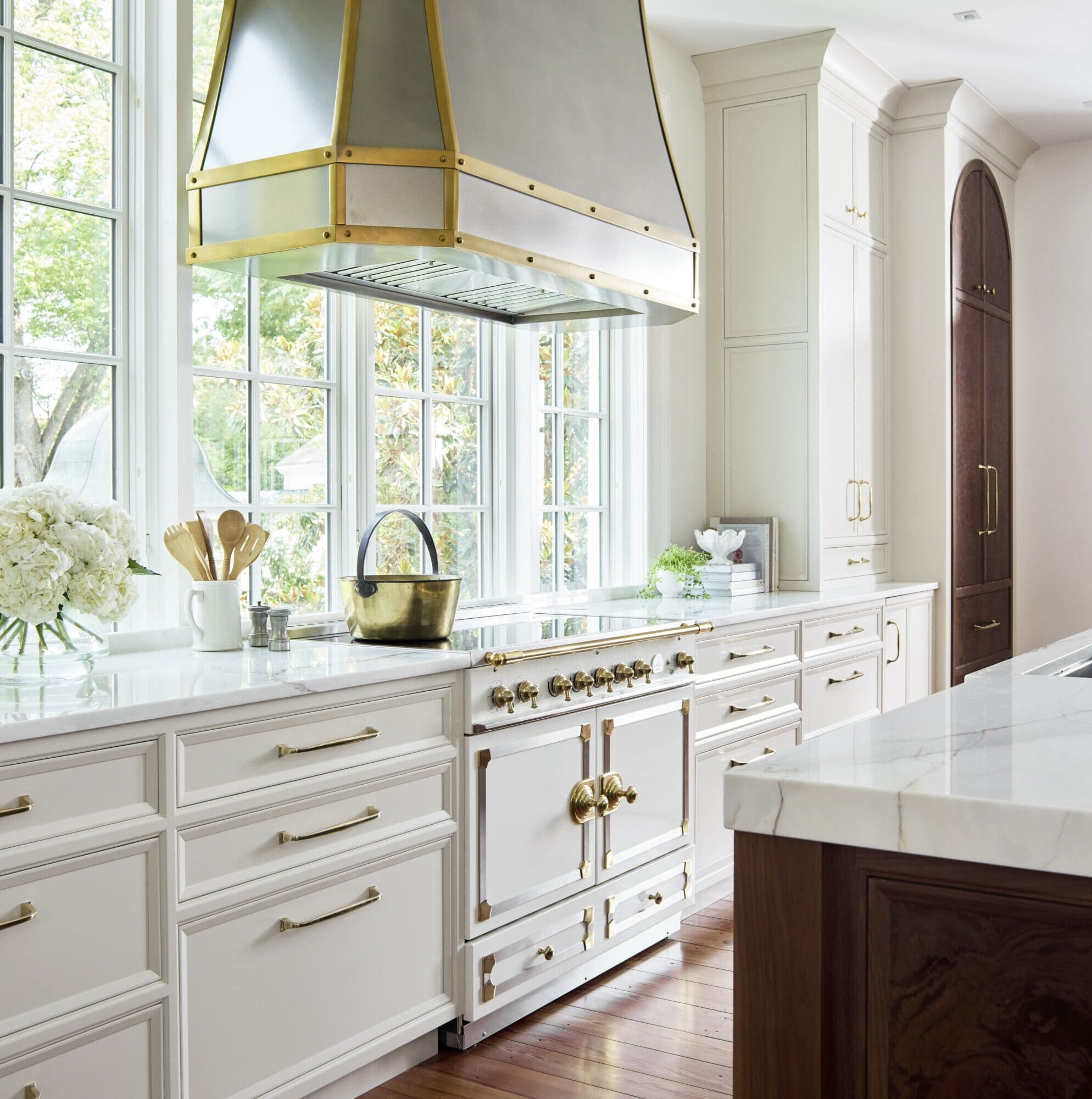 Kitchen cabinets
